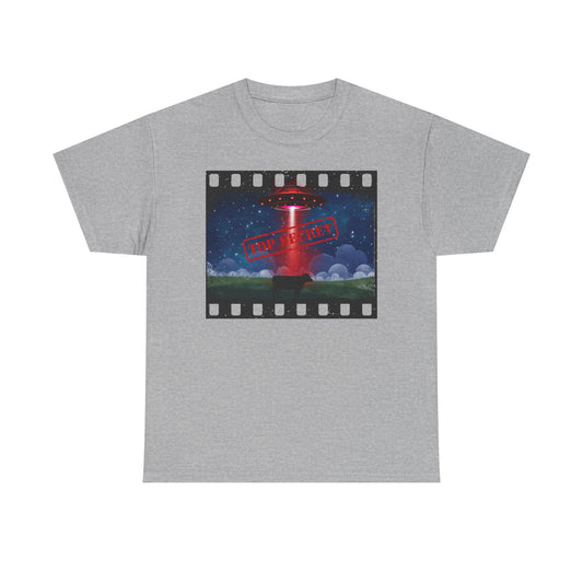COW & UFO Tee | Unisex Heavy Cotton T-Shirt, Alien Design, Sci-Fi Merchandise, Casual Wear, Gift for Extraterrestrial Fans