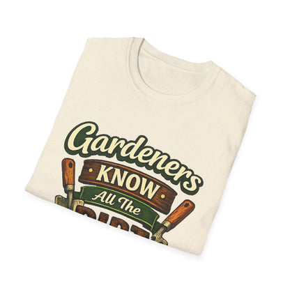 Gardeners Know All The Dirt - Vintage Garden Tee
