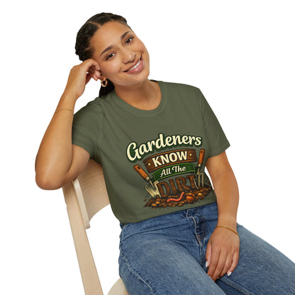 Gardeners Know All The Dirt - Vintage Garden Tee